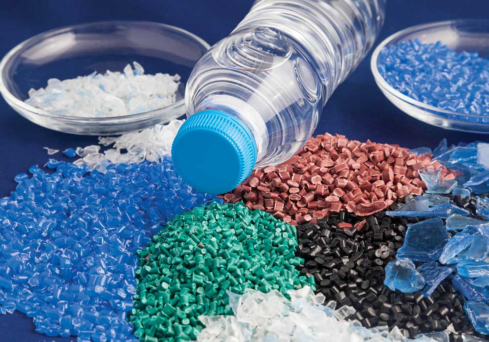 Polyethylene Terephthalate: Uses, Advantages, and Disadvantages